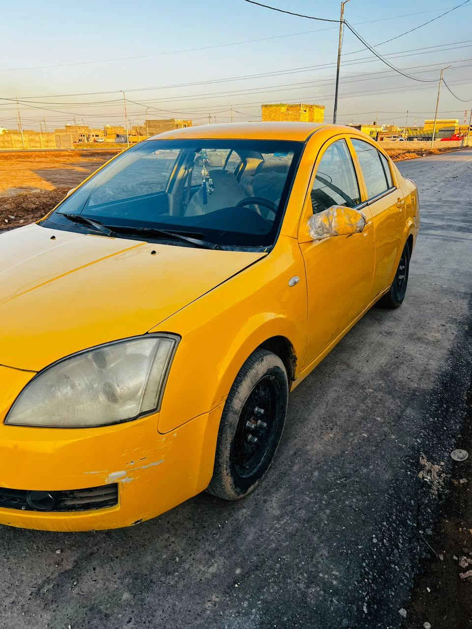 للبيع سيارة شيري اي فايف موديل 13 محور كورلا كير ومحرك السعر 35وبي مجال رقم الهاتف ***********
