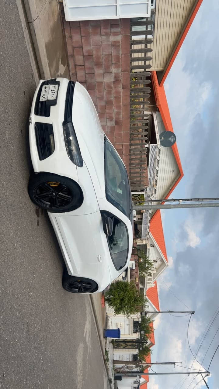 سلام عليكم لليغ او مراوس حسب قناعة فولكسفاغن شيروكو R وحيد بل عراق 
ضر بس بونيد بزون دواخل بدون ارباك 
محرك جديد تايرات جديد  مابي اي نواقص 
سيارة عليها. شوتة  سبورت  داونبيب  برمجة ٣ ماب أربيل, العراق


**إذا كنت صاحب هذا الإعلان وتريد حذفه لأي سبب، رجاءا أرسل رسالة إلى الدعم الفني**