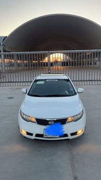 ا كيا سيراتو خليجي -مديل 2011مكفوله عدا باب مبدل اصلي بدون صبغ  -فول م...