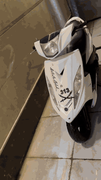 سلام عليكم ماكس ثعلب GtR 
دراجه جديده مكينه بلاديه+ (ممفتوحه لمكينه )اي نقص بدراجه ماكو 
فقط نقص واحد غيره ماكو كلج امامي تعبان غير ماكو اي نقص مكينه ناعمه بشكل دهن كل 800 ابدل دراجه استخدام شخصي فقط شغل بيت
دراجه ماشيه 58400 
كهربائيات لايتات اشاير كلهن بلادي شغالات 
السعر 950 بيه مجال بسيط جداً
ممتواجد فيس فقط واتساب ***********
