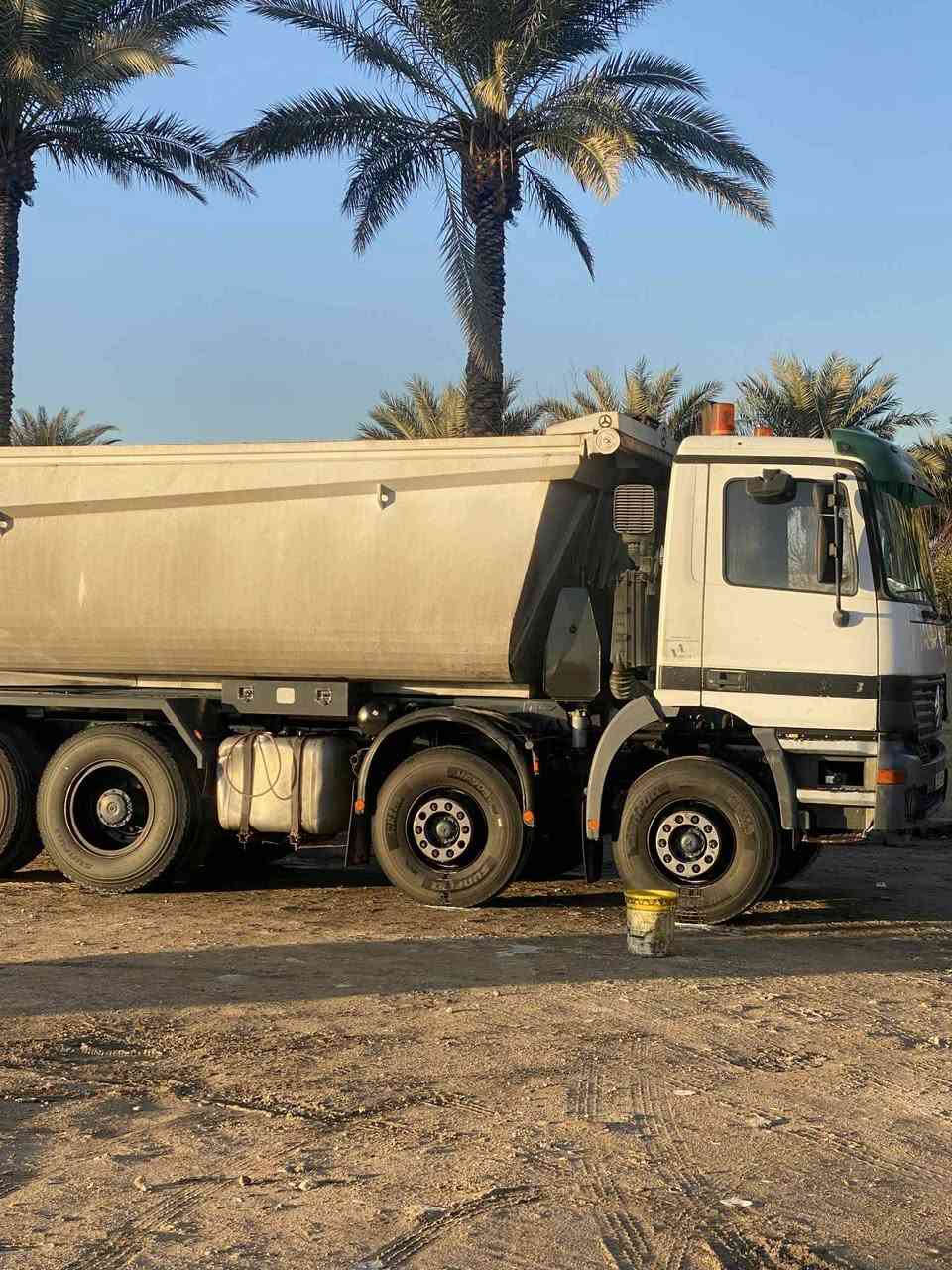 سلام عليكم سياره للبيع شمعه 2003 مربوطة قاطره مقطوره تلاث الوحات تحويل ثاني يوم بسمي ***********
