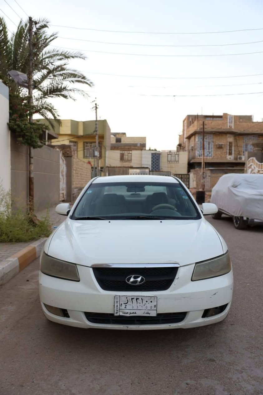 سلام عليكم سوناتا 2005 وارد خليجي مكينة2400 رقم بغداد  ممشاهة330ألف سيارة حادثهة جاملغ الأمامي جهت الراكب والهلال الخلفي نفس الجهة السيارة حداديتهة 40٪ مداور ثاني  يوم سعرهة 98 وبيهة مجال بسيط مكان السيارة الديوانية
تتفئة تبريد شغال وثلج للتواصل على هاذة الرقم
***********
