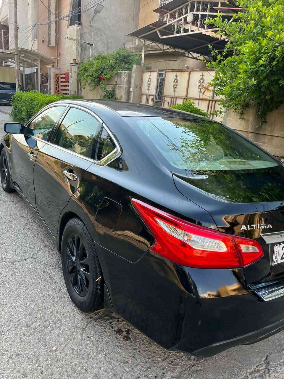 التما موديل 2016
صبغ جاملغ واحد امامي وشبر بلجاملغ الخلفي اثر شخط بدون دواخل 

محرك كير شرط 

تبريد ثلج 

صدر امامي خلفي دبلات جديده 

بصمه

كامره 

كشن كهرباء

داخل لونين 

منضمومه زنون

رقم اربيل سنويه هزه جديده 

السياره متصرف عليه دينار 

الشراي يتصل على الرقم ***********
‏***********
   اسيا وتساب فقط
