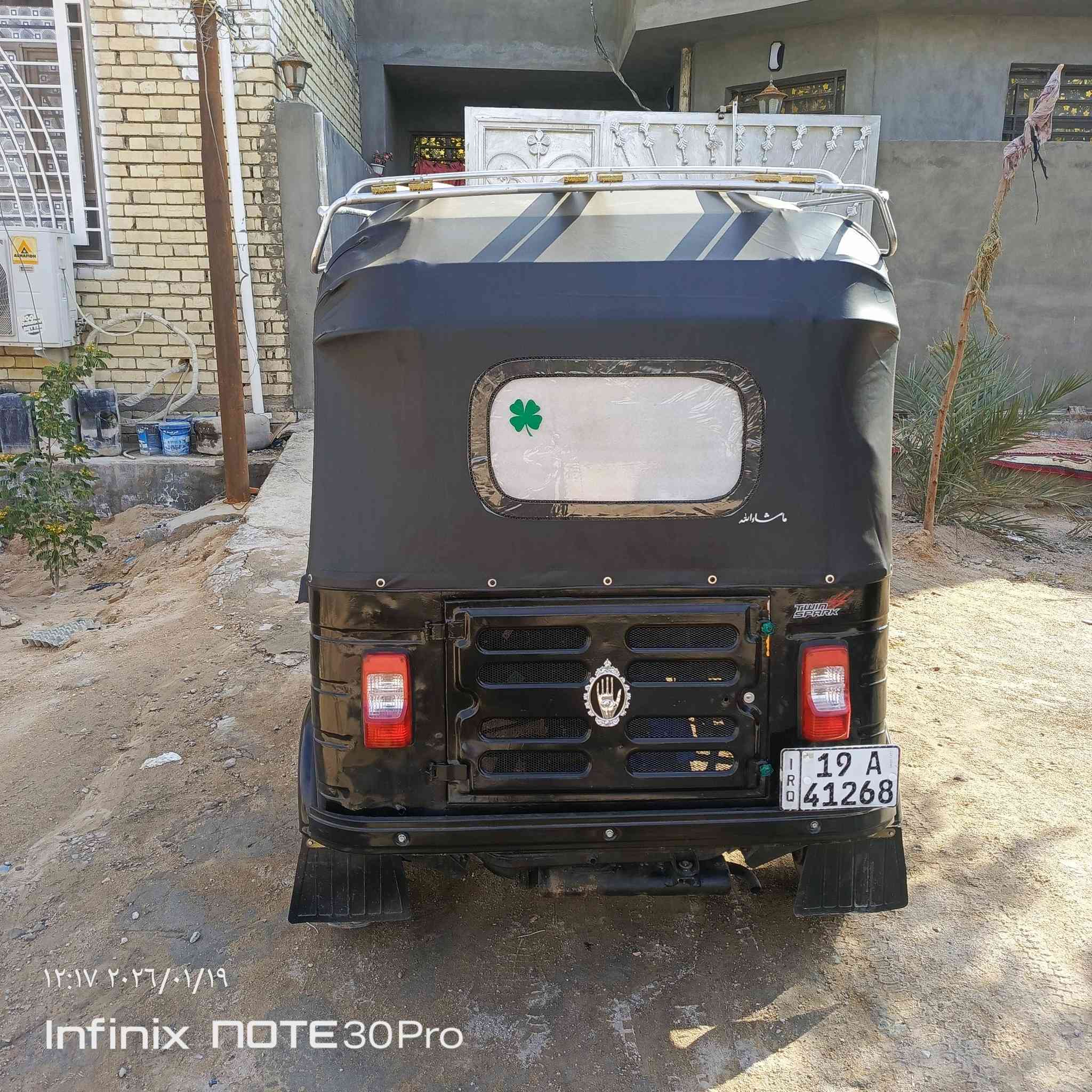 السلام عليكم تك تك البيع موديل 15 طاله بل 16 رقم كربلاء تك تك نضيفه مالت جناي بيه  محرك 20 سعره 4 ونص وبيه مجال مكاني كربلاء الستفسار ***********
