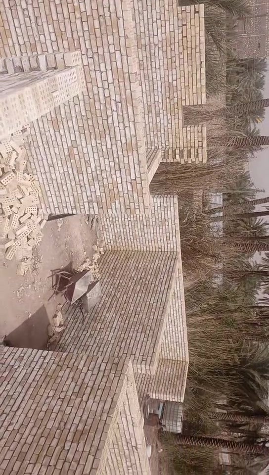 الخلفه سيد علي العوادي نشتغل باليوميه مقطوعه او عل دبل اشراف مهندسين اللي يحب يتواصل رقم التليفون ***********
