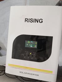 يونفيرتر • ٥ امبير • شمسية