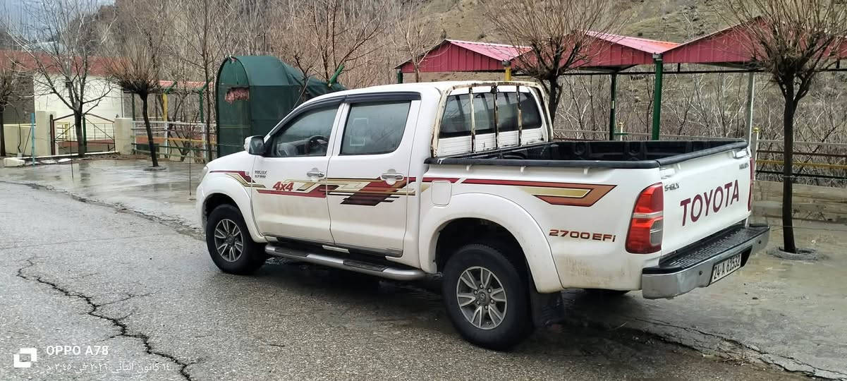 پیکاب مرزیە ❣️سحودی❣️ 2008رقەم دهۆک رەقمو سنەوی نوێ تا2029تحویل وکالە خرامە بشرت گێر ومەکینە دەبل ئکسلی بشرتەجەمپێکی خفی فی پێشی هەیە بەتانەی لای سکن تۆزێکی  گرتووە بەبێ شانسی بشرت😊 رسمی سۆنرم داناوە شانسی بشرتە سیارەکە سحودیە بتل قولاب لایت بەرزو نزم شاشە ئایپات و کامێرە وحساس پرەشوت ئیبیئێس ناو سور جام کارەبای فول ســــــــحودی سیارەی مالەوەیە هەموو گیانی بشرتە شوێن هەریر*********** أربيل, العراق
