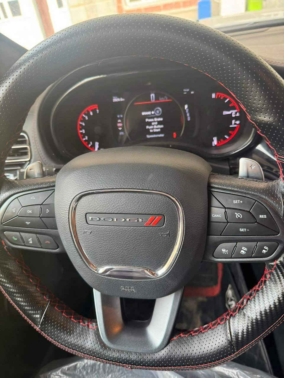 دوج دورنكو موديل 2022
فئة سيارة  (  R/T.  (TOW N  GO  

محرك V8. 5.700. 

السياره رقم أربيل انكليزي

كزوزت SRT.صوته.

فجوج بريمبو اصلي امامي 6 بستم امامي وخلفي 4بستم. 

اكسل SRT.  ويل 20 انج SRT صدر مالته كله SRT. دفيوزر SRT. لحية أمامي SRT 

 دبلات. كهربائي اصفر  SRT وسياره كله تزويد مالته بلادي مل شركة

الـمـواصـفـات فول 1/1

‏‎*شاشه كبيره  ابل كار بلي تحكم في ايعازات

 سياره كشنات خلفيه مع شاشات

‏‎*صندوق كهرباء 

*فور ويل درايف 

*تبريد قطعتين 

‏‎*  رادار جانبي

‏‎* كشنات كهرباء منفصل Vib  

‏‎*رادار خلفي

*رادار أمامي 

‏‎*مثبت سرعه

‏‎*خزن ميموري في كشنات

‏‎*كشنات تدفه 

‏‎*كشنات تبريد

‏‎*كشنات جلد كنتاره اسود بلادي مل شركة. حضن

‏‎*نضام eco

‏‎*ستيرن كهرباء 

‏‎*ستيرن تدفه

*شفتات ستيرن

‏‎* سستم صوت متكامل  Harman /Kardon

‏‎*نظام تزحلق. 

*نظام قطر 

‏‎*هوك خلفي كهرباء

‏‎*شاشه دجتل 

‏‎*واي فاي داخل سيارة

‏‎*لايت زنون متحرك مع الاستيرن  + اشارة ليد +بلاجكتور. 

‏‎*اكامره خلفيه دواره معه استيرن 

‏‎*جام اوتو 

‏‎*حساسات خلفي و امامي 

‏‎*انضمت قيادة SPORT. TRACK. SNOW. TOW

‏‎*واشاير بل مري 

*نظام النقطة العمية 

*شحن لاسلكي 

وبعد هواي مواصفات مااكدر اعددهن ..سعر 38000

تخم تاير برلي جديد ستوني شديته...***********..
