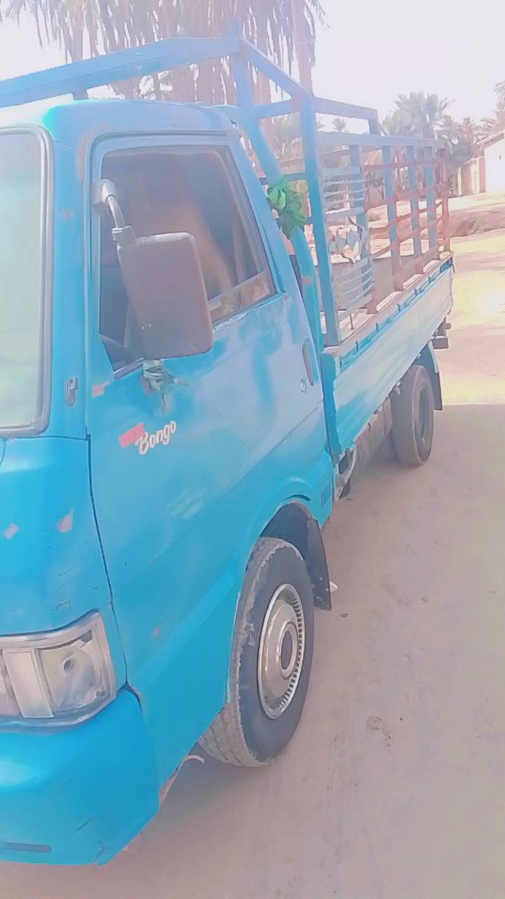 السلام عليكم مرخص المدير الكروب  كيه حمل 94 سياره جاهز خير من الله رقم بابل امداور مباشر سعر ٠38مجل بسيط ***********
