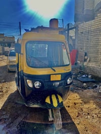 عندي تكتك تيبي أس نضيفه حيل بس يحتاجله غلسه اني ماطلع بيه بس طابكه بل ...