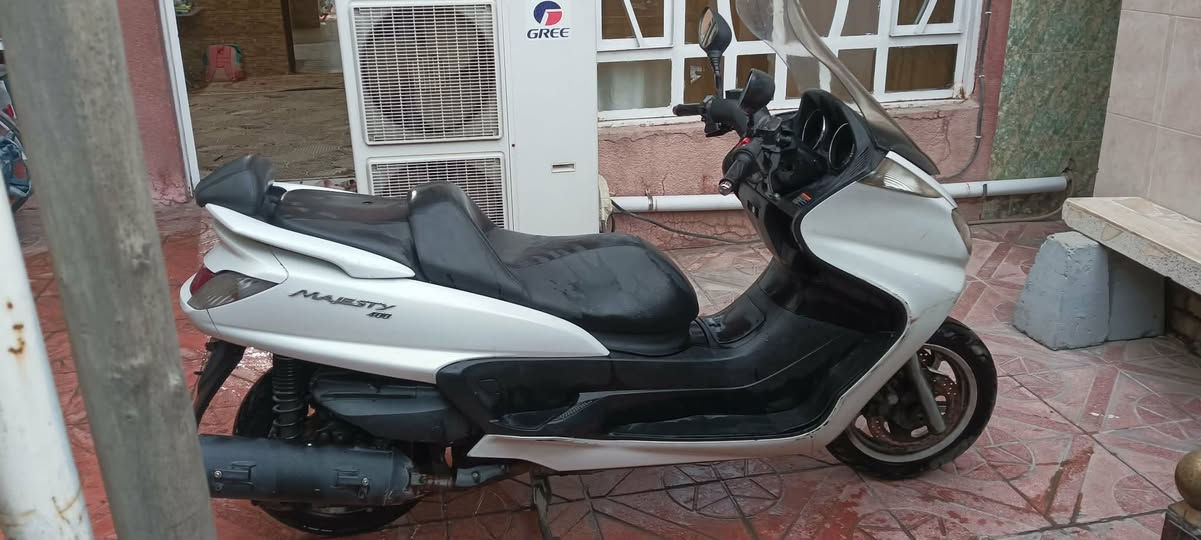 دراجة للبيع ماجسته دبل رون محرك 400 بيها حماوةتقريبا عشر دقائق تصعد فول الدراجة خير من الله بس يرادلها مداراه واني ما عندي مجال


**إذا كنت صاحب هذا الإعلان وتريد حذفه لأي سبب، رجاءا أرسل رسالة إلى الدعم الفني**