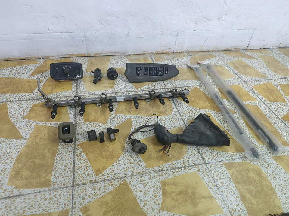 السلام عليكم اخوان 
غراض بلايزر ٢٠٠٥ماعندي توصيل اليحب يتصل 

‭٠٧٧٠ ٣٦٢ ١٤٥٦‬
