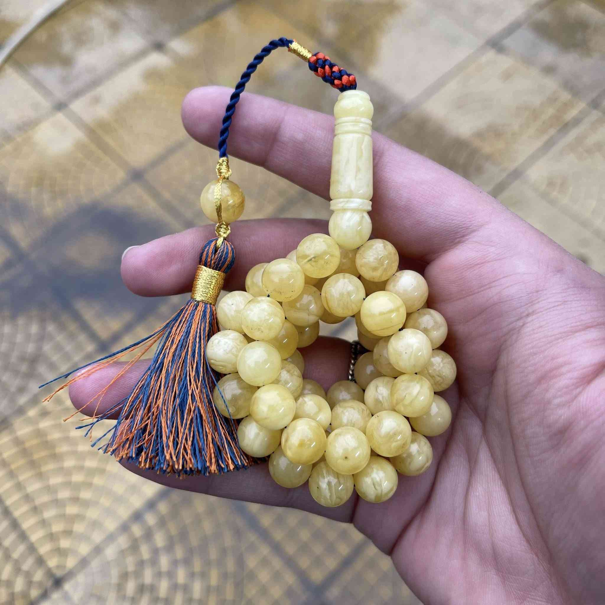 مسباحين كهرب شجريات سوبر
الاول : مسباح كهرب لوكو الخالدي فضي مطعم ماس شجري ابيض تربل سوبر مسباح جبسي مظلوم ب الصور ما مبين بياضة تفاصيل المسباح : 

الوزن : ٤٩ غرام
العدد : ٧٥ حبة
القياس : ١٠ - ١٠،٥

الثاني : كهرب كلنكرادي حر طبيعي خامة شجرية تربل سوبر كصة مدعبلة شاهد ستندر قطعة تحفة ب الواقع اجمل بهواي تفاصيلها :

الوزن : ٤٢ غرام
العدد : ٥٧ حبة
القياس : ١٢ / ١١,٥

ضمان مدى الحياة كهرب كلنكرادي حر طبيعي لا مسال ولا حرارة ولا ضغط مسباح مكفول من الشاهد لاخر حبة 

للاستفسار التواصل خاص
يوجد توصيل لجميع محافظات العراق وشماله ايضاً


**إذا كنت صاحب هذا الإعلان وتريد حذفه لأي سبب، رجاءا أرسل رسالة إلى الدعم الفني**