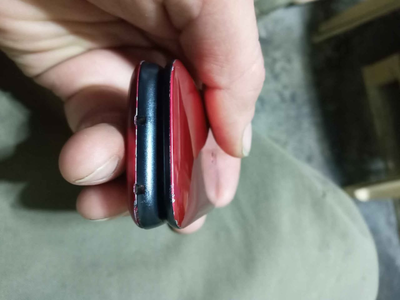 مۆبایلی TTfone 
2 سیمکارت بێ عەیب 
مۆبایلێکی زۆر جوان و بێ کێشەیە 
بۆ تەلەفون و ڕەسم گرتن دەرەجە یەکە
شێوەیەکی جوانی هەیە 
بەشەرتی بێ عەیبی دەیفرۆشم 
نرخی 30 هەزار و مامەڵەی تێدایە 
سلێمانی گەڕەکی ئازادی 
***********
*********** السليمانية, العراق
