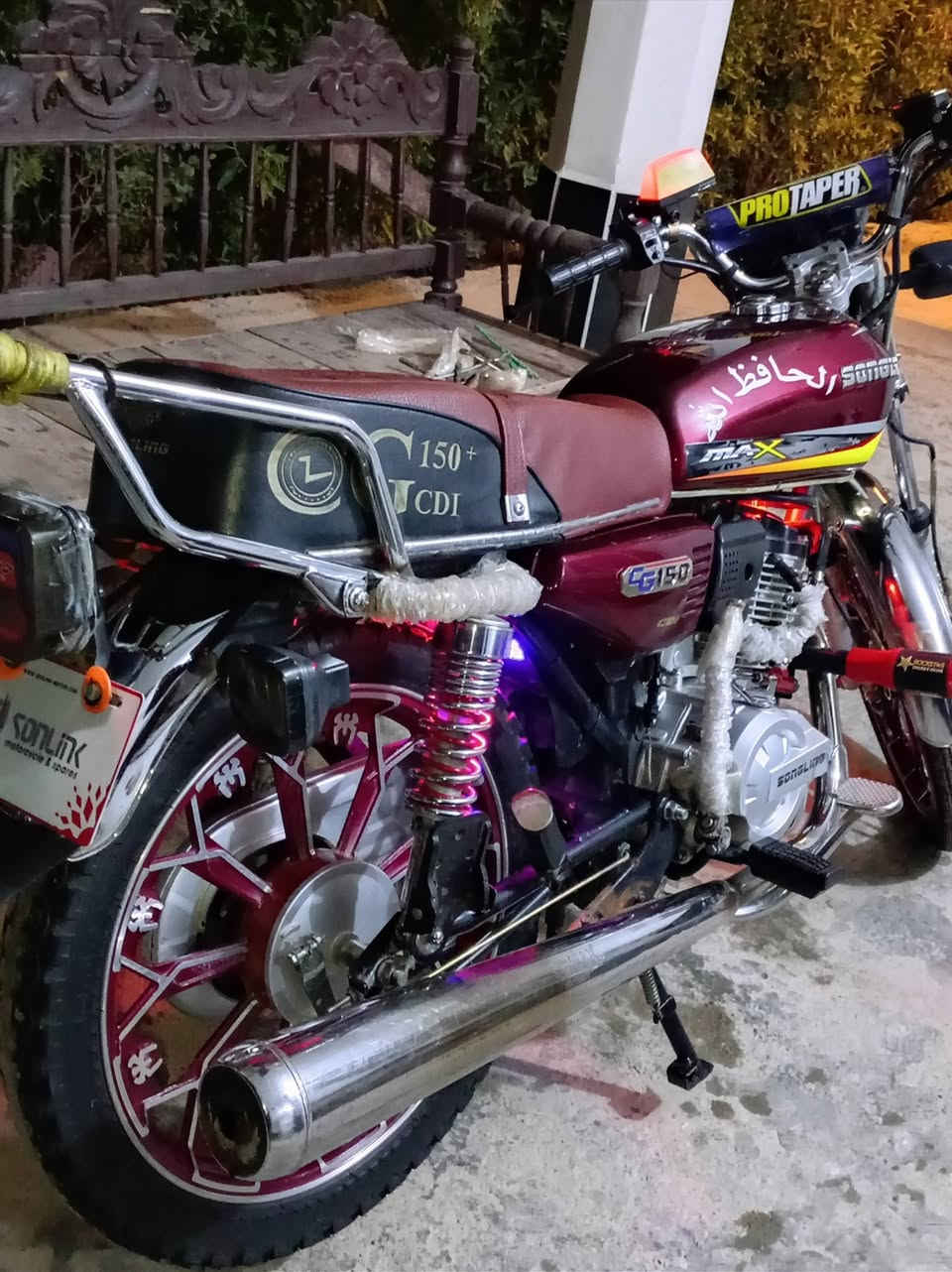 سلام عليكم دراجه سيفان البيع موديل 2024 اوراق اصوليه كهربائيّ كلهة شغالة  السعر خاص مكاني ديالى الخاص ناحيةالسلام هاذه رقمي ***********
