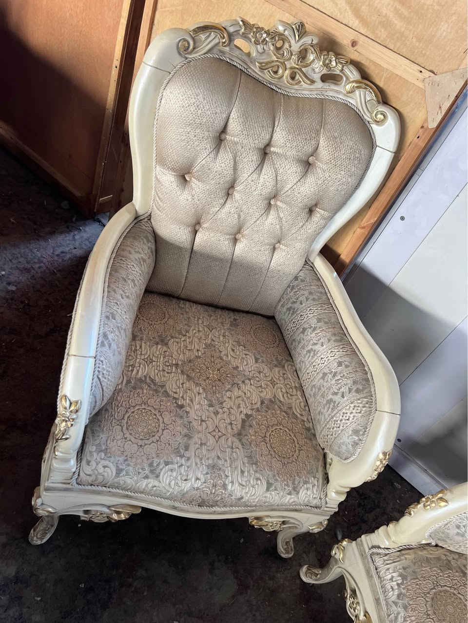 تخم إيطالي عشر مقاعد مليون
بغدا. نهضة 
قفل بغداد, العراق


**إذا كنت صاحب هذا الإعلان وتريد حذفه لأي سبب، رجاءا أرسل رسالة إلى الدعم الفني**