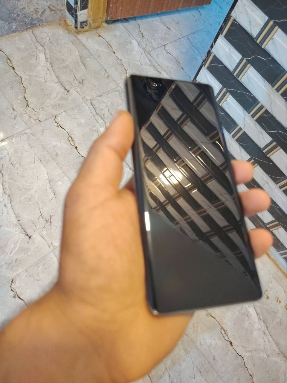 السلام عليكم هونر x9b شخط مابي مبدل باب خلفي جديد وشخط مابي بي نقطه بلشاسه مثل ماموضح كدامكم فقط نقطه كلشي مابي مكفول من كلشي ذاكره 256 الذاكره العشوائيه 12+8 فول تكنكيك فول شحن عل فحص 230 وبي مجال للشراي شرط شخط مابي ومغلفه من وره وخادم للاستفسار ***********

