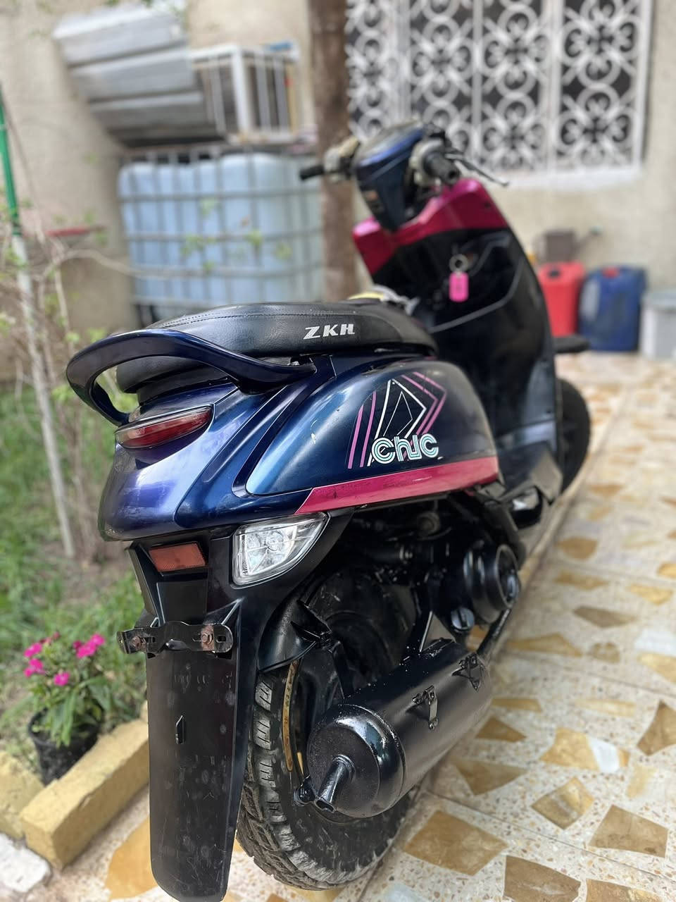 دراجه بوليس نضافه 95‎%‎ كلش مرتبه سعر 500 الف وبيها مجال كلش كلش بصيط : لعنوان بصره : رقم بي وتساب :*********** لمو شراي لا يدخلي فضلاً كلشي شغال بيها كهرباءيات من باتري ضفيره كامله مكمله وسلامتكم🫡
