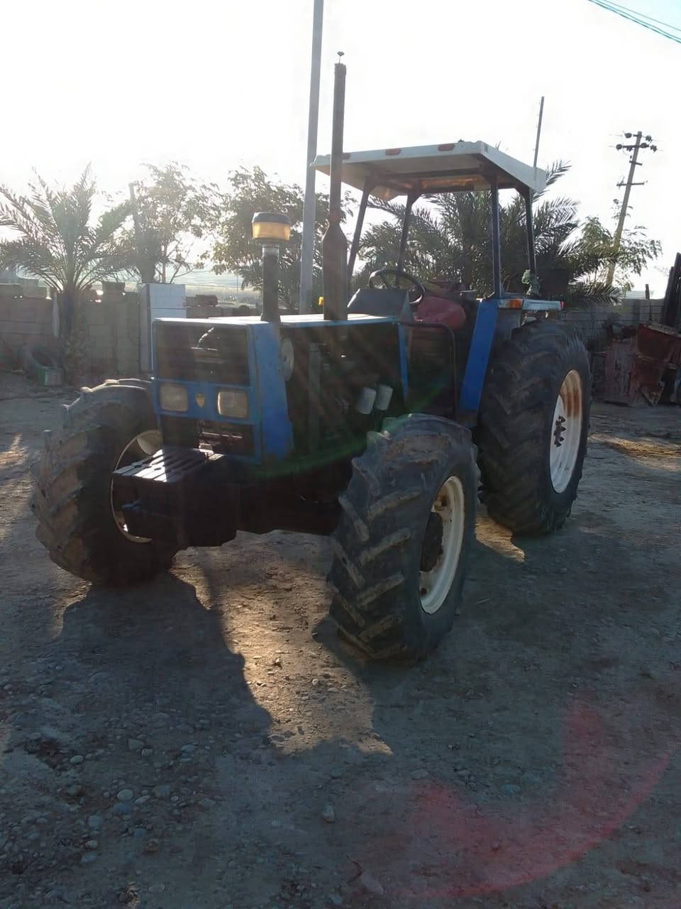 سلام عليكم مكينه البيع 110موديل 2003كتاب سعر25وبيها مجال العنوان ديالى ستفسار اكثر نتصل على رقم ***********
