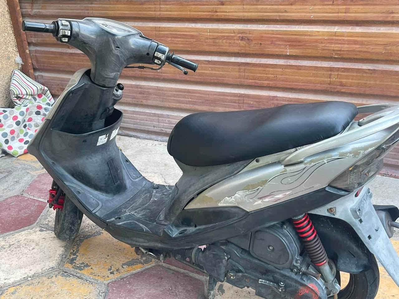 سلام عليكم دراجه ماكس البيع المكينه فول الشلعله فول دراجه نضيفه معنى الكلمة 850 وبيهه مجال قليل الرقم ***********
