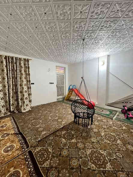 ياالله 

يوجد لدينا بيت للبيع حي ميسان قطاع 23 قريب شارع الجامع مساحه 100متر طابقين يحتوي على غرفه وصاله واستقبال ومطبخ وصحيات والطابق الثاني يحتوي على غرفتين وصاله وصحيات صب كونكريت ارضيه بورسلين جدران سيراميك سقوف سي إن سي شغل جناي درجه اولى السعر المطلوب 127مليون قابل للتفاوض مجال قليل 

للاستفسار والمعلومات الاتصال بنا ع الارقام التاليه 

***********

***********

***********

او مراجعه مكتب ألروان للوساطه العقاريه والمقاولات العامه 

عنوان المكتب حي ميسان ع الشريط قرب صيدليه الشراع 

عندك بيت عرصه للبيع راسلنه وات ساب وتدلل
