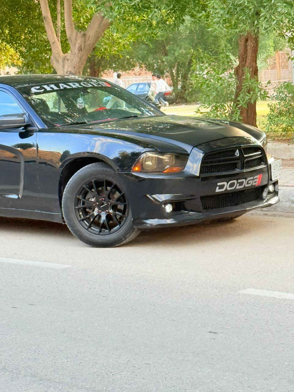 سلام عليكم سياره نوع جارجر مديل 2014 امركيه السياره جاهزه كير مكينه حداديه تخم تاير تبريد مكينه 3600 السياره حلوه وجديده السعر 135 وبيه مجال العلوان كربلاء رقم الهاتف ***********
