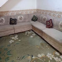 تخم بسعر مناسب مكانه جسر ديالى السعر 175الف وبي مجال للاستفسار 0772257...