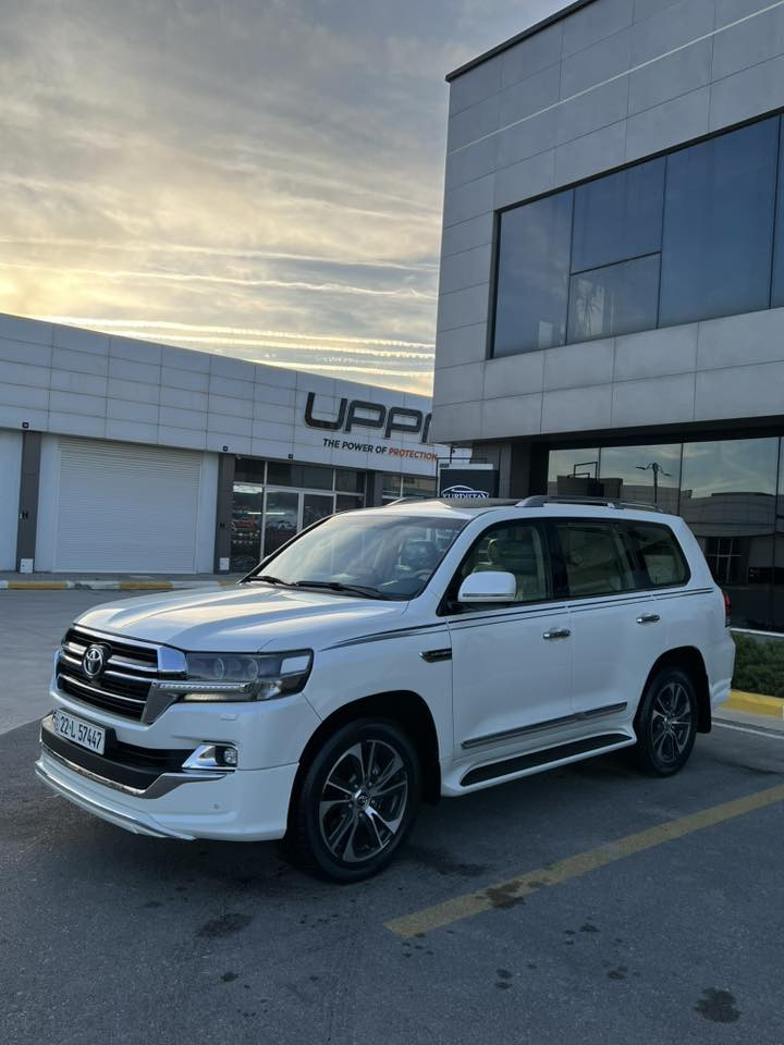 ماشي70 اصل 

السعر.   510
مكفوله من الصبغ والبارد وشخط كفاله عامه 

بسم الله 🦅🦅🦅🦅🦅🦅🦅🦅
تويوتا لاندكروز گراند تورنك 
 ساز اصلي 6 سلندر
 موديل 2020 كفاله عامه من صبغ البارد 
السياره جديد حيل
عله وضع الشركه 

رقم اربيل  🦅🦅🦅🦅🦅🦅🦅
‏‎المواصفات فول 1/1                                                           
‏‎فتحه 

مكينه 6 سلندر سلندر وسياره جديده بمعنا الكلمه 

‏كشن كهرباء 
‏‎تشغيل عن بعد اصلي
‏‎دشبول لكزز عداد لكزز
‏‎صندوق خلفي  كهربائي وشفط
مري قلاب
‏‎5 بصمات
كاميرة 360’درجة 🦅🦅🦅🦅🦅🦅
شاحن لاسلكي 
‏‎تحكم ستيرن فول 
‏‎دبل ماوس🦅🦅🦅🦅🦅🦅🦅
‏‎انارة ترحيب 
‏‎دوسات ليزرية كتابة LAND CRUISER
‏‎ثلاجة🦅🦅🦅🦅🦅🦅🦅🦅
‏‎حساس امامي+خلفي
بجم زنون 
‏‎مري شفط +قلاب 
‏‎اشارة بالمري
8 ايرباك
‏‎زراك الايت 
وباقي المواصفات المعروفه 
كفاله عامه  من الصبغ البارد وشخط 

الون ابيض  ميتاليك ولونها يخبل  وبلعافيه عليشتريها 

لاستفسار اكثر رقم الهاتف *********** 🦅🦅🦅

العنوان سليمانية
