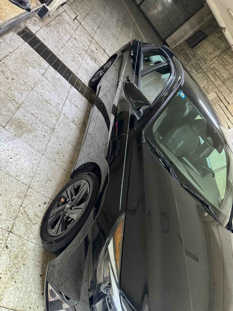 بسم الله الرحمن الرحيم 

السلام عليكم 
                                                             Hyundai Elantra 2023
مواصفات 
النترا 2023 
وارد امريكي
محرك 2000cc مكينه دوش 
الداخل مخمل لون رصاصي 
رادارات اماميه خلفية جانبية
شاشة ديجيتال مع كاربلي 
3 انظمة قيادة سبورت -ايكو  -  نورمال
نظام تحديد مسار + نقطة عمياء
بصمه ابواب وتشغيل بصمة وتشغيل عن بعد 
نضام توقف ذاتي 
مخارج USB
بعد بيها هواي مواصفات
مكينه كير مكفولة 
ماشية 45mi
صور الحادث موجود بلمنشور صبغ بنيد فقط وجاملغ جهه السائق بارد على كد شبر وبارد في الجاملغ الخلفي ايرباك ستيرن فقط
للبيع او المراوس حسب القناعه
رقم بغداد الجديد سنويه وهزه كلة جديد السنوية لحد 2030
بأسمي 
السعر 158$ وبيها مجال
مكاني بغداد حي القاهره
الاتصال ***********
