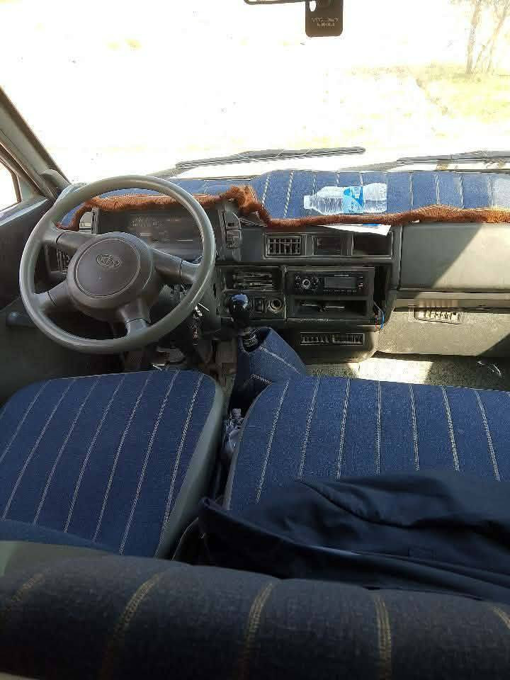 كيا  ٩٤ بلادي قطره صبغ مابيه مرشوشه اساس  حجل فقط شواصي ع شركه شرط دوشمه واحد ع واحد  كير محرك اكسل مشط باور  تخم تاير كله ضمان وين متريد افحص ترايك للبصره رقم بغداد سنويه ٢٩ بسمي شرط تحويل سعر ٤٥ بيه مجال ***********
