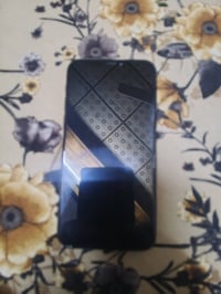 شباب عندي جهاز ايفون  11 برو اذكره 256 بطاريه 75 جهاز وضع شركه كلشي ما...