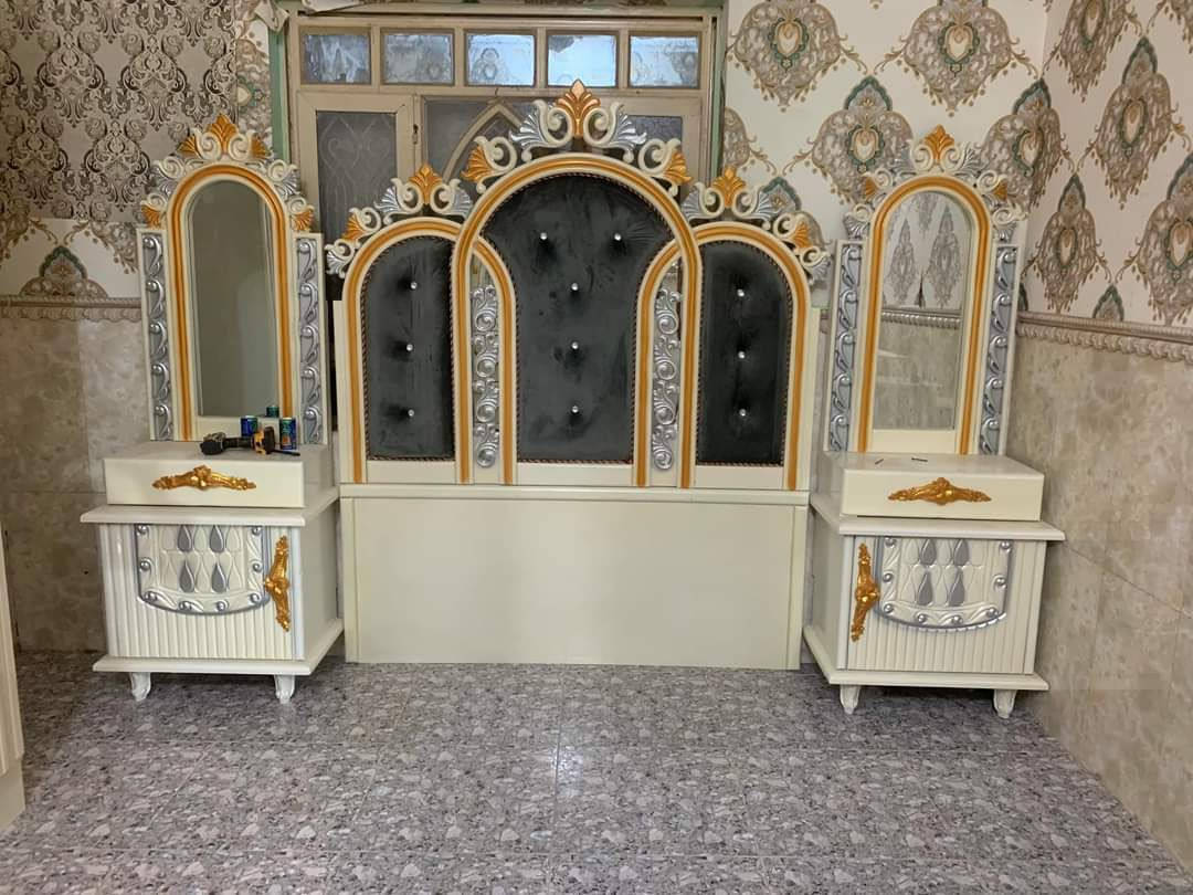 غرفة نجاره قويه جدا وواسعه مستعمله سنتين السعر مليون 300 وبيها مجال


**إذا كنت صاحب هذا الإعلان وتريد حذفه لأي سبب، رجاءا أرسل رسالة إلى الدعم الفني**