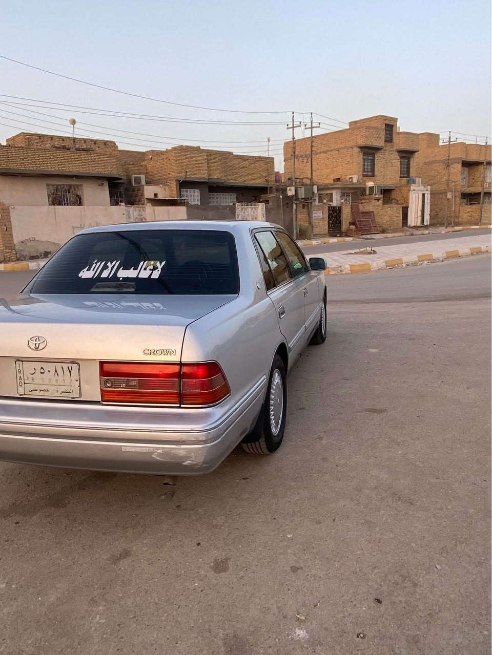 سلام عليكم تيوتا كراون راس ثور تكمً موديل 2000 اصل سياره كفاله ضربه وكص وننقل جثه وعيب شرعي مكينه وكير ففيتي ثنين ونص شرط حداديه جديده كلش تخم تاير جديده كهربائيات كله جاهز تبريد ثلج اصل طويله سياره دواخل كلش جديده دشبول كشنات كله جديده مال جناي رقم بصره مششروع وطني تحويل مباشر سنويه جديده سعر 93 بيه مجال قليل عنوان ناصريه مركز *********** مراوس عادي ناصرية, ذي قار
