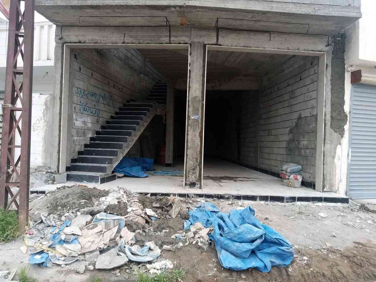 ابو أزل للمرمر
اي استفسار راسلني 
نظام العمل براغي وتشميع 
***********
نشتغل داخل كركوك وخارج
