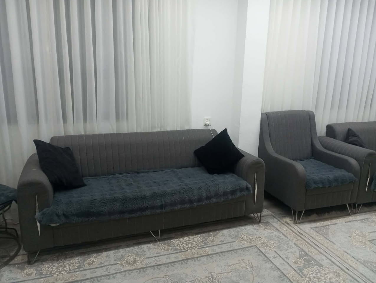 قەنەفە بۆفرۆشتن زۆرتازە دەنەفەری لەسلێمانی 300هەزار***********
