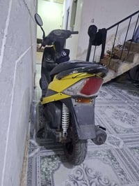 دراجه ناريه نضيفه لبيع سعره ٢٥٠ استفسار 07703100584