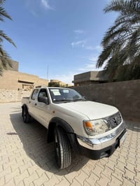 نيسان صيني ٢٠١٧ فورويل مكفوله من كلشي رقم مثني انكليزي السعر ١١٠ وبيهه...