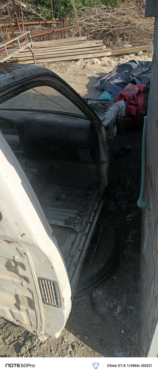 سلام عليكم قماره للبيع 90 قماره هيه وجاماقات وبنيد موجودات 750 وبيها مجال  ***********
