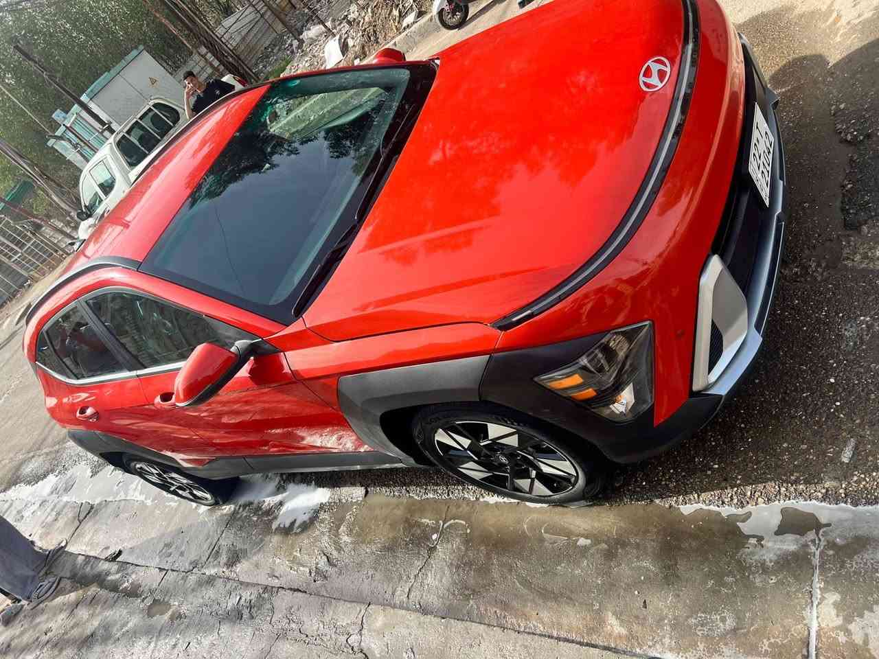 كونا 2024
كونا 2024 SEL لون مميز 
ماشيه 26 الف 
صبغ جاملغ وبنيد كلير قطعتين
تحويل مباشر باسمي
مكان سياره شارع فلسطين نادي تركمان
السعر 162$ وبيها مجال جداً بسيط
***********
