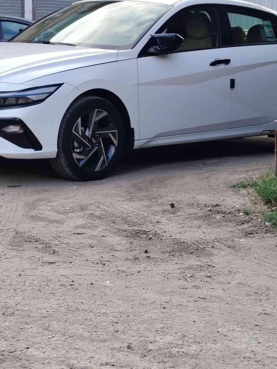 السلام عليكم النترا مديل 2024 ماشيه 40 فول مواصفات خليجي محرك 2000 مكاني بغداد السعر ١٨٥ $ وبيها مجال رقم الهاتف ***********
