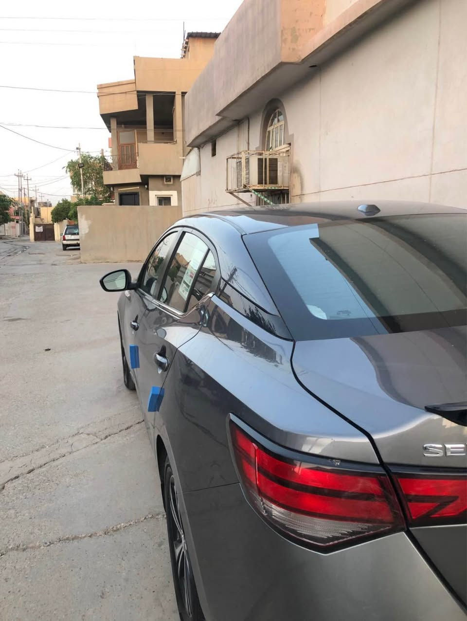 كوري-عربي
نيسان سينترا موديل 2022 مواصفات SV كوشن حار و بصمة رادار  رادار امامي و خلفي جانبي رقم هاتف/***********
كوردي
نيسان سينترا مۆدێل 2022 مواسەفات SV کوشن گەرمە بەسمەیە رادار پێش و دواوەو تەنیشتەکانە رادار خەتی جادەیە 
رەقەم تەلەفون/*********** كركوك, العراق
