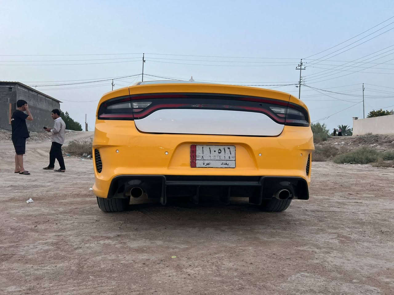السلام عليكم للبيع جارجر GT موديل 2020 بيهة تبديل قطع صبغه جديده حادث امريكا موجود رقم الشاصي بصور صبغه جديده وغرفه حلوه مكينه وكير حلوات حداديه تواير سنويه عند الهيئه السعر 160 المكان البصره القرنه ملاحظه مكلف بنشر لحد يراسلني هذن ارقام صاحبهة 
*********** اتصال البصرة, العراق
