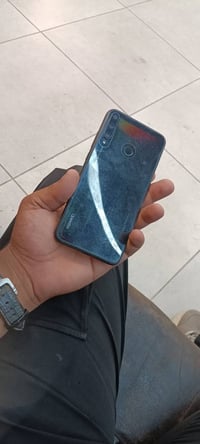 هواوي Y7P • ٦٤ جيجا • نضيف