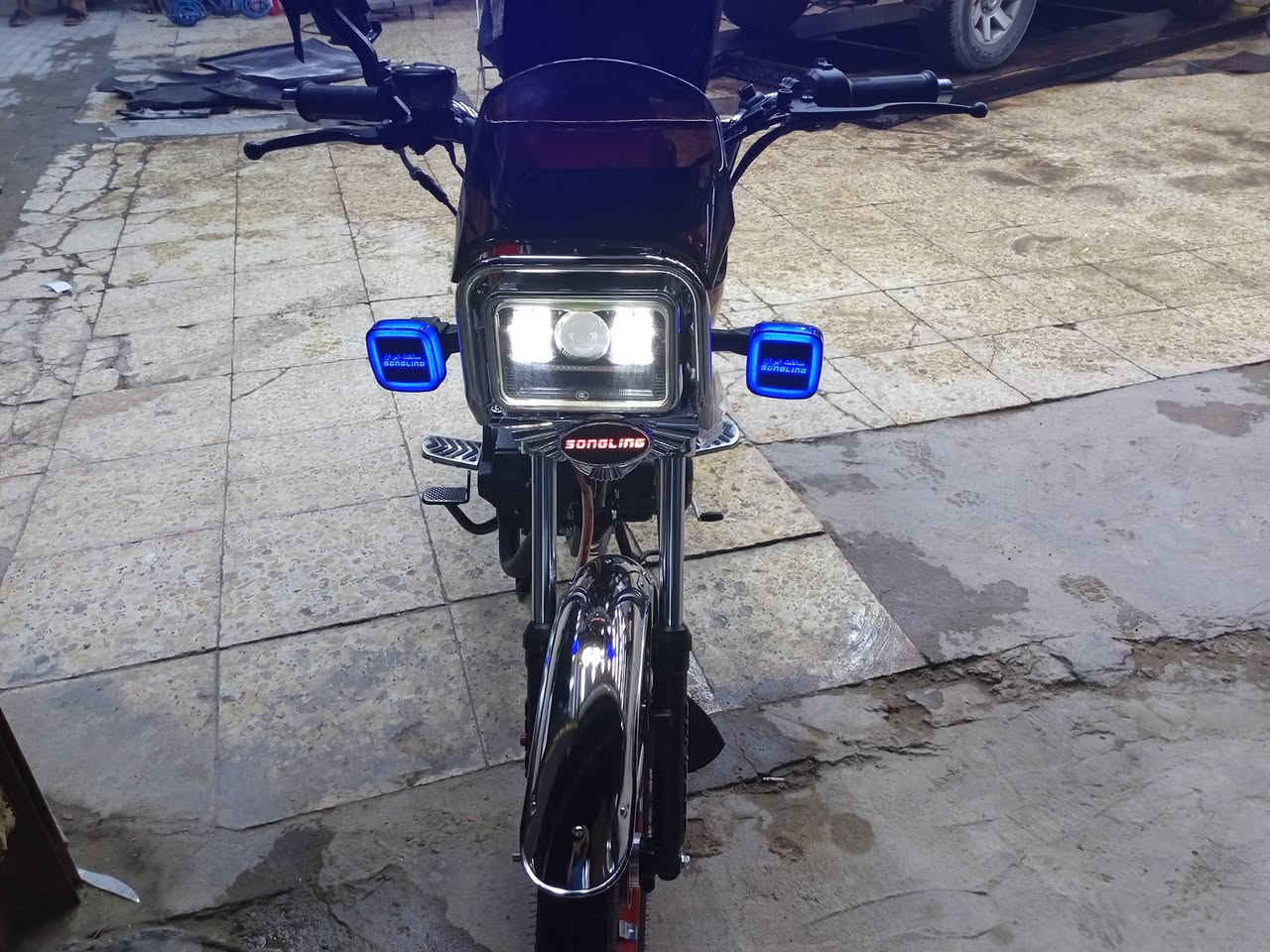 دراجه ايراني سنك 5 كير مكفوله صار شهر من اخذتهه رايدهه ب 850 مستعجل عليهه موديل 2026
***********
