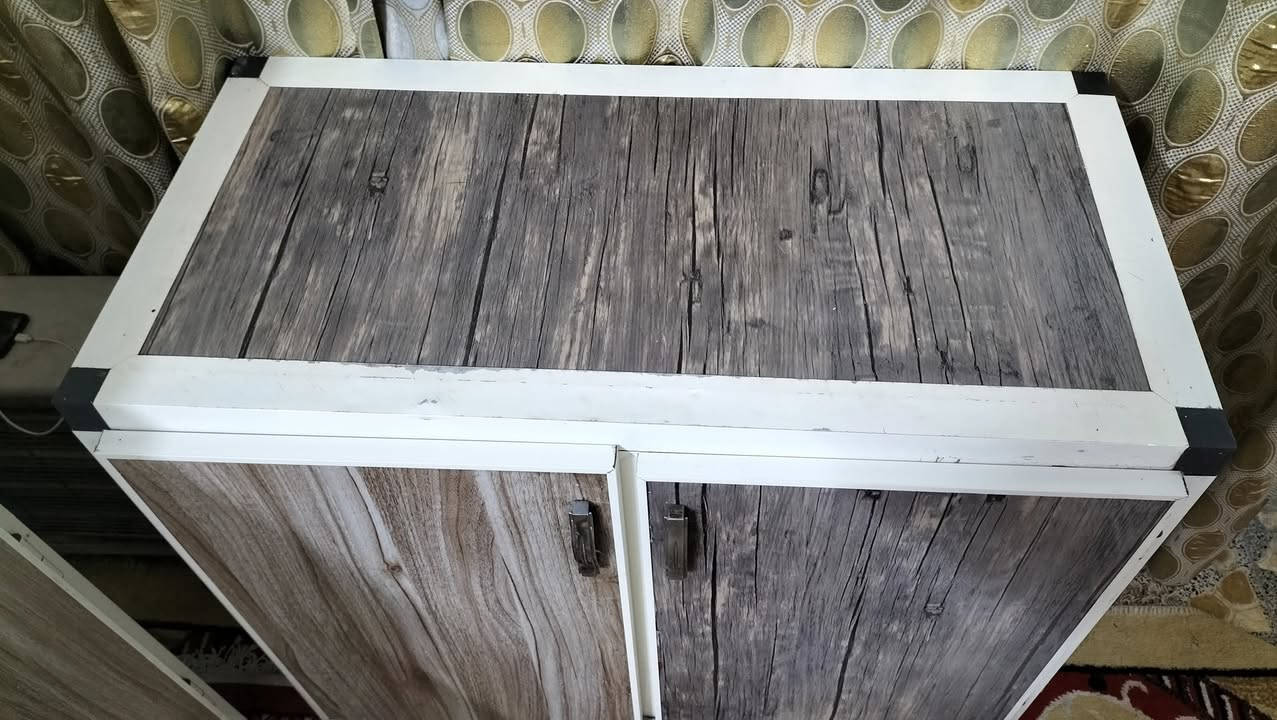 كاونتر 3 قطع مستخدم نضيف تفصال الألمنيوم مو سوكي لا يوجد اضرر عنوان شعب اكو توصيل *********** بي وتساب
