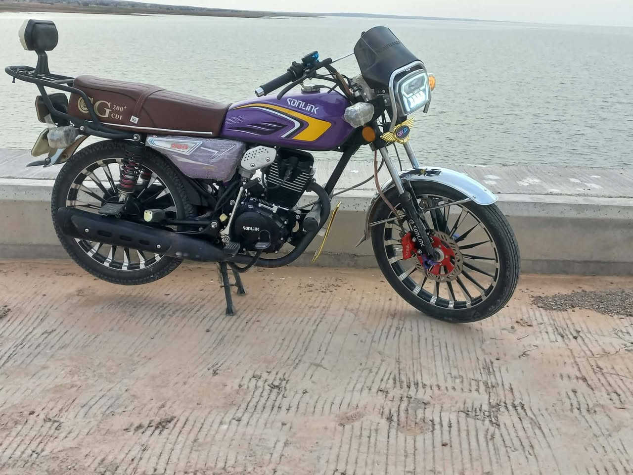 إسلام عليكم سيفان للبيع موديل 25 دراجه بعدها زيرو شرط شخط ما بيها نضافه مفوله دراجه تجي تفحص يلا تاخذ مكان ديالى دلي عباس سعر 825 وبيها مجال للطيبين اتصل وتدلل ***********
