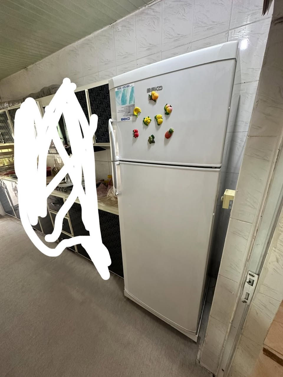 غرفه نوم كاتري 🛌 
ثلاجه 
كزامه احذيه
***********
واتس
