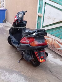 نقصها كفر امامي ودگمه مال سلف وبيها صوت بالزنجيل شغاله هندر واحد رقم ا...