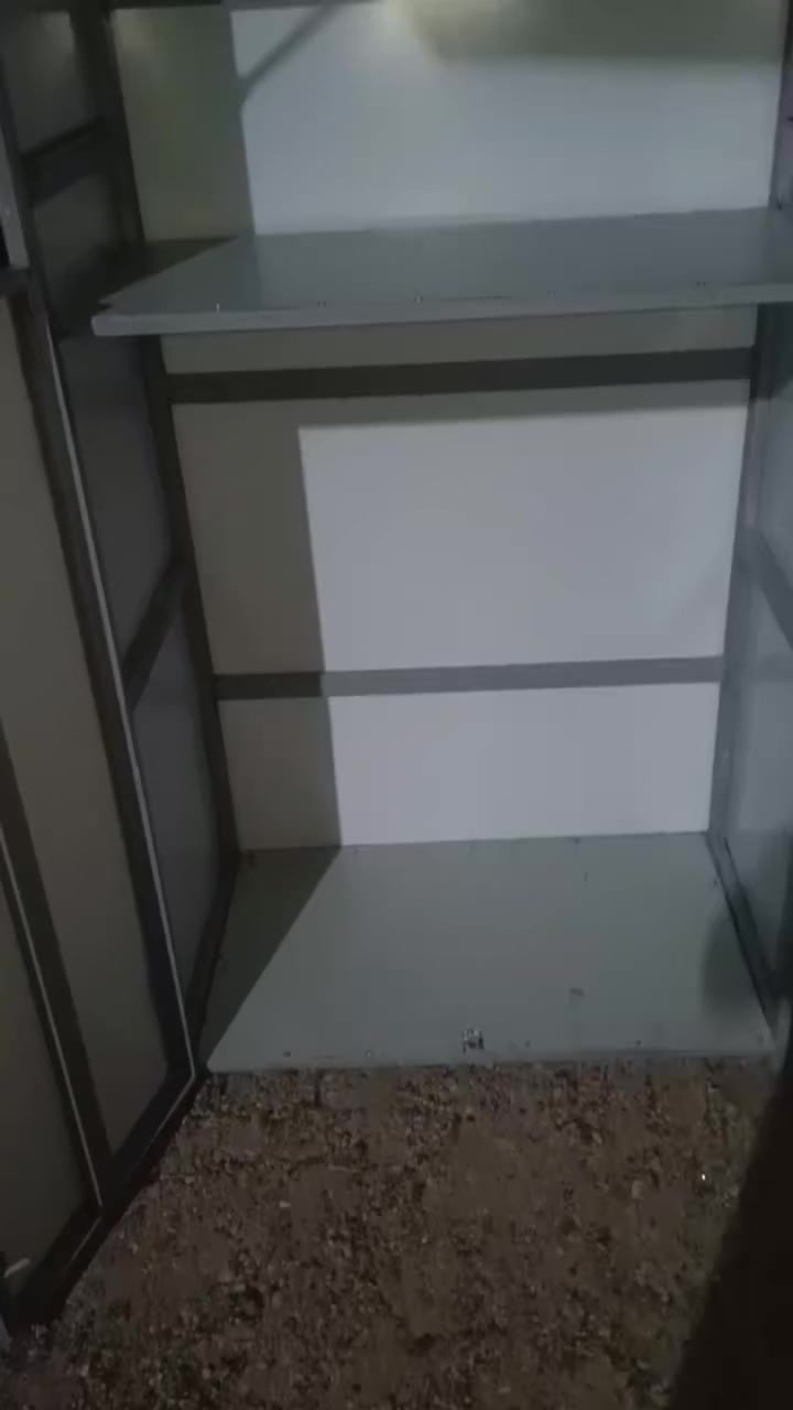 حداده ابوايهم لتكعيدالبوب سلايت الخارجيه وحدادة المناقل الشوي ولسقايف وجنابرالجاي حداده متنقله لحيم الشبابيك مكاني صقلاويه حي الشهداء الثانية قرب جامع الشيخ عبد القادر الكيلاني الاتصال على الرقم الموجود ***********
