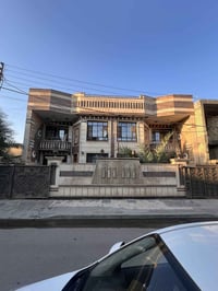 مباع الدار الايمن باقي الايسر   🏡دار للبيع في منطقة الدورة – البناء در...